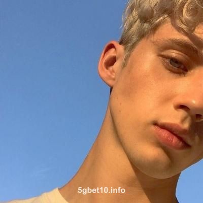 Avatar de Aryan